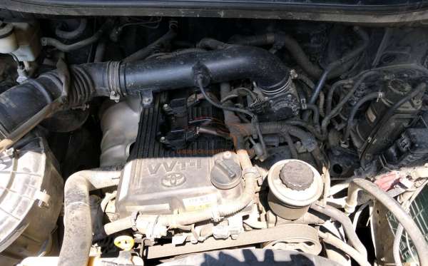 TOYOTA INNOVA