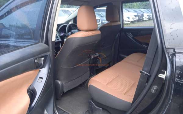 TOYOTA KIJANG INNOVA G