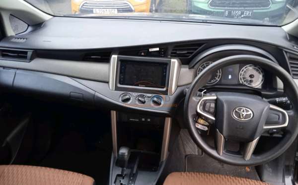 TOYOTA KIJANG INNOVA G