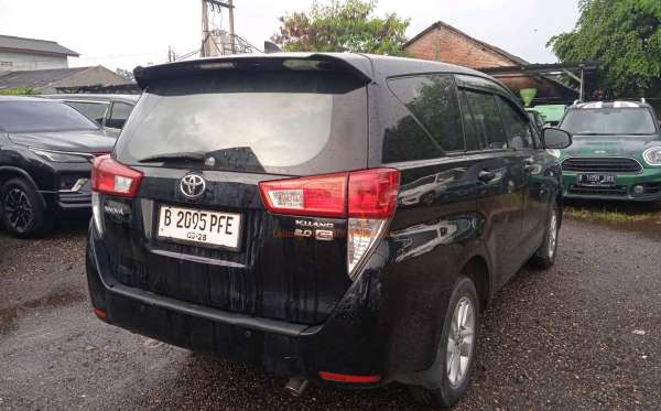 TOYOTA KIJANG INNOVA G