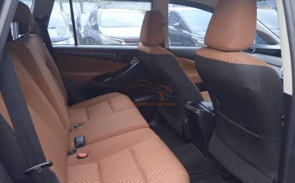TOYOTA KIJANG INNOVA G