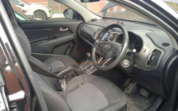 KIA  SPORTAGE  2.0 LX