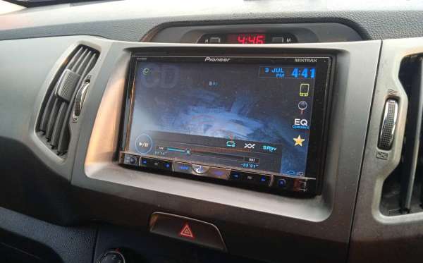 KIA  SPORTAGE  2.0 LX