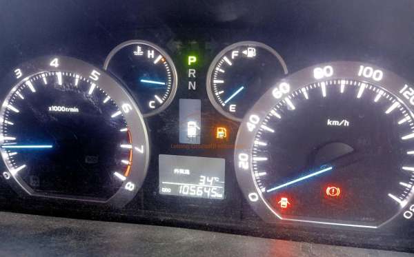 TOYOTA ALPHARD 2.4 X