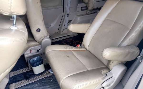 TOYOTA ALPHARD 2.4 X