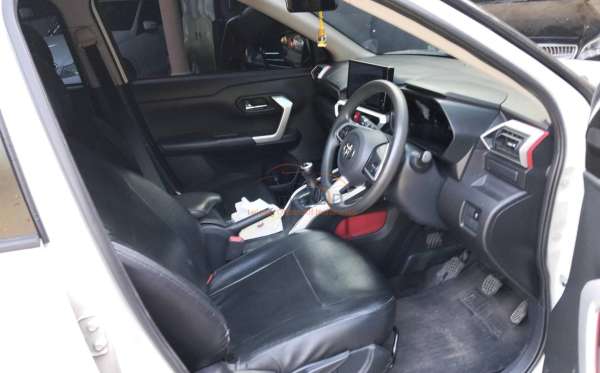 TOYOTA RAIZE 1.0 T G