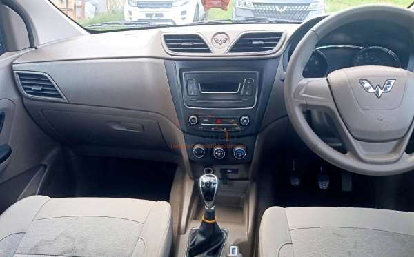 WULING CONFERO 1.5 DB MY (4X2)