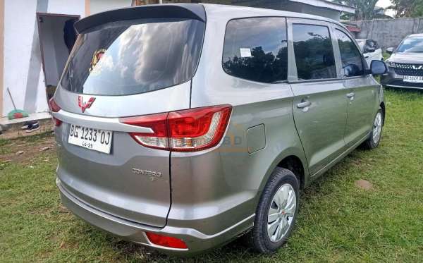 WULING CONFERO 1.5 DB MY (4X2)