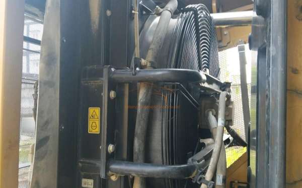 CATERPILLAR LOADER