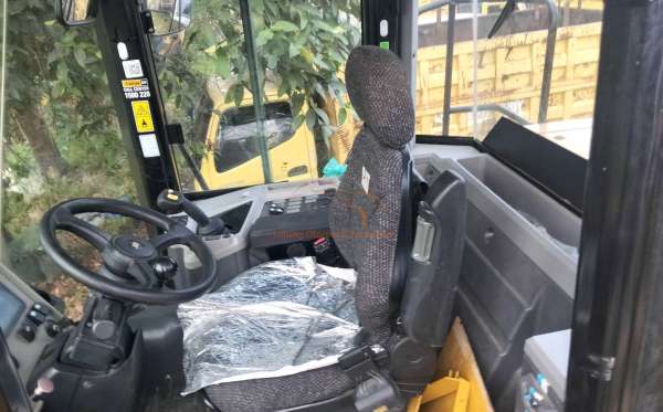 CATERPILLAR LOADER