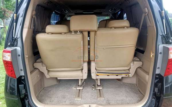 TOYOTA ALPHARD 2.4