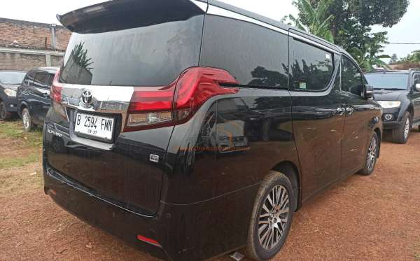 TOYOTA ALPHARD 2.5 G