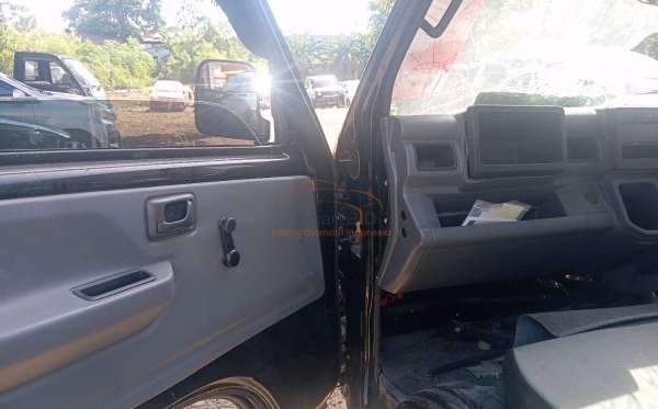 SUZUKI  CARRY  CL PICK UP