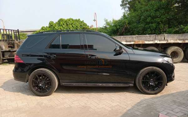 MERCEDES BENZ GLE 400