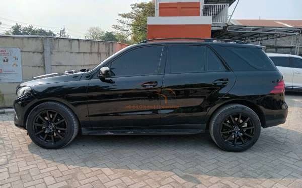 MERCEDES BENZ GLE 400
