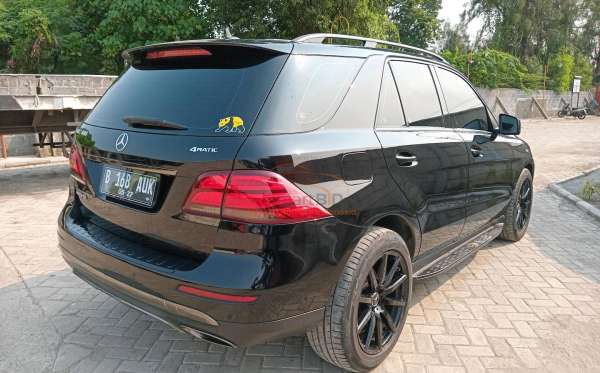 MERCEDES BENZ GLE 400