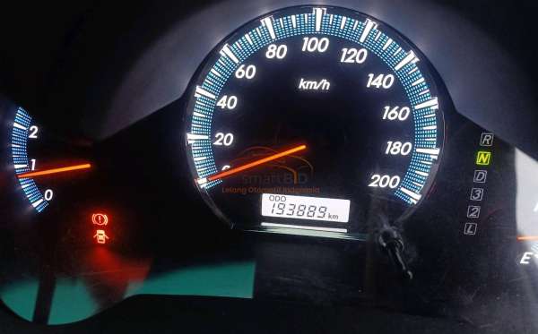 TOYOTA FORTUNER 2.5G AT