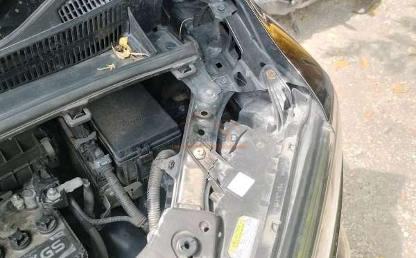 TOYOTA ALPHARD 2.5 G