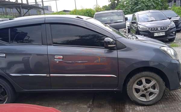 DAIHATSU AYLA 1.0 X