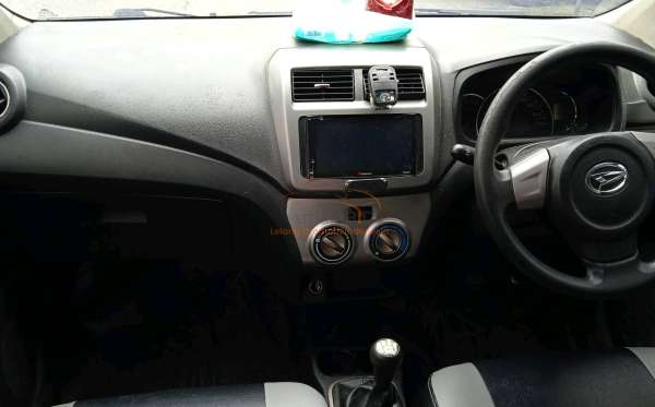 DAIHATSU AYLA 1.0 X