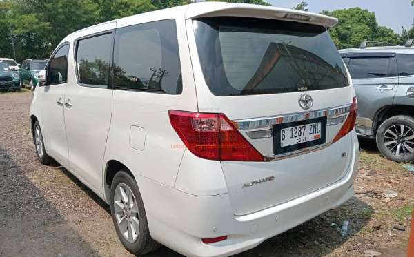 TOYOTA ALPHARD 2.4