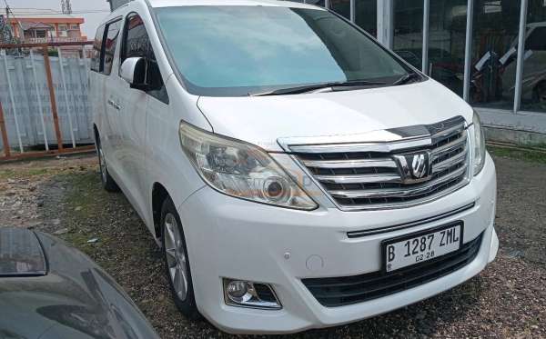 TOYOTA ALPHARD 2.4