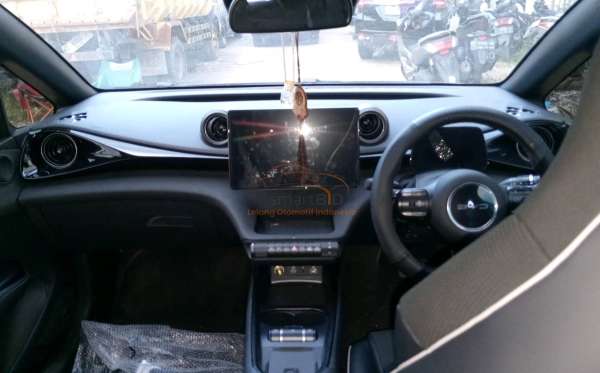 BYD DOLPHIN PREMIUM (4X2)