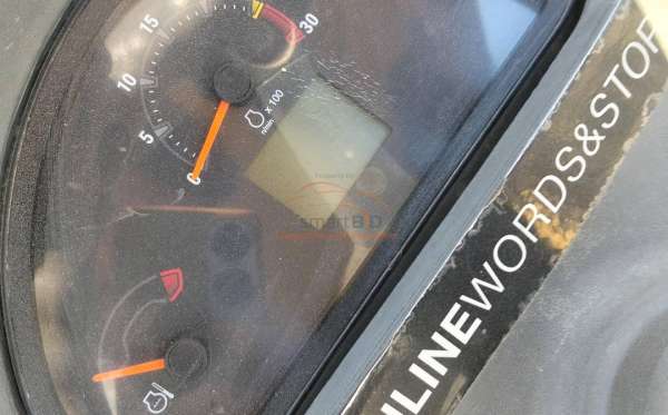 CATERPILLAR VIBROW ROLLER