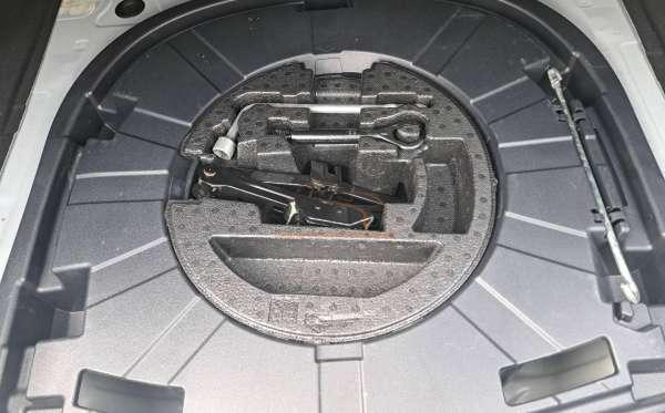 TOYOTA CAMRY 2.5L HYBRID