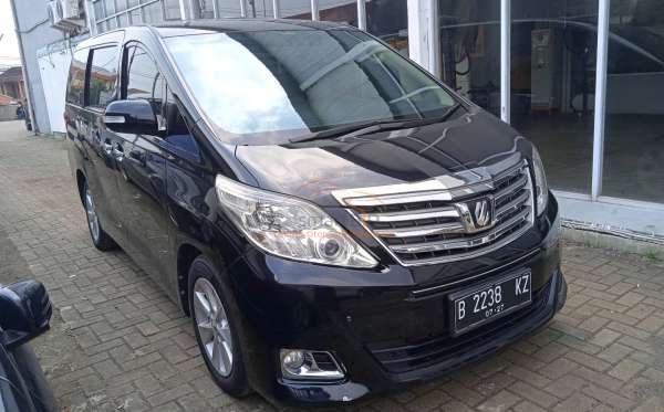 TOYOTA ALPHARD 2.4