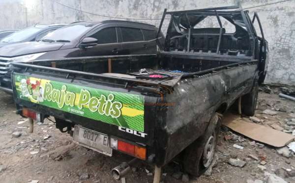 MITSUBISHI  L 300 L300 PU FB-R (4X2)