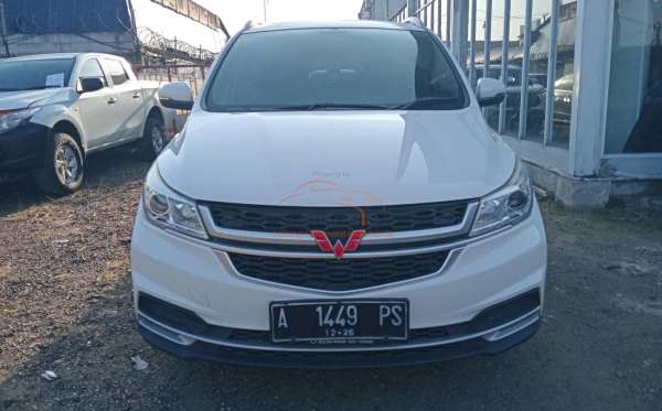 WULING CORTEZ 1.5 LUX