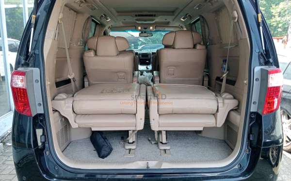 TOYOTA ALPHARD 2.4