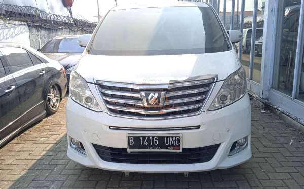 TOYOTA ALPHARD 2.4 X