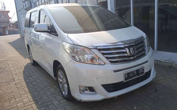 TOYOTA ALPHARD 2.4 X