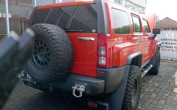 HUMMER H3