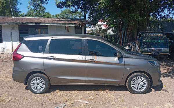 SUZUKI ERTIGA