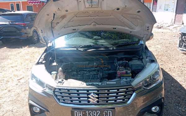 SUZUKI ERTIGA