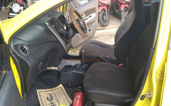DAIHATSU  AYLA  1.2X
