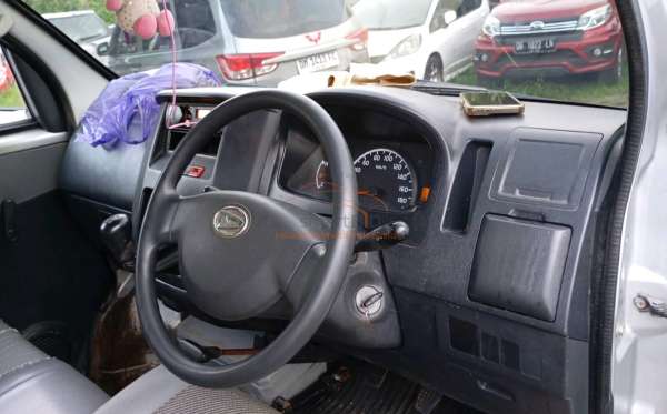 DAIHATSU GRAN MAX