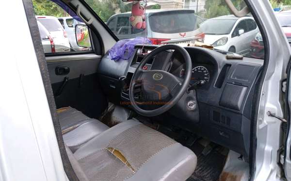 DAIHATSU GRAN MAX