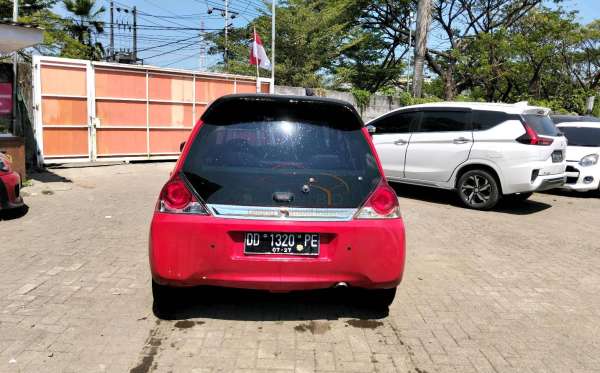 HONDA BRIO