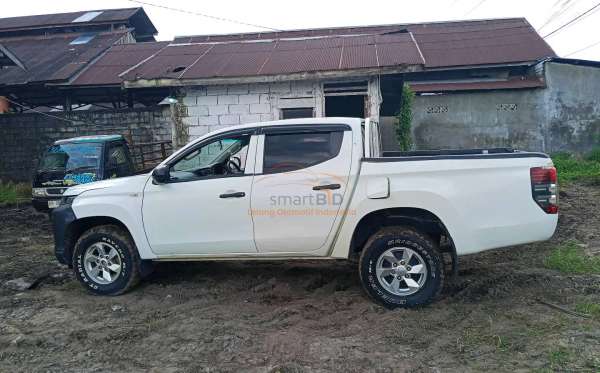 MITSUBISHI DC HDX 4X4