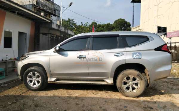 MITSUBISHI PAJERO SPORT DAKAR 2.4 (4x2) AT