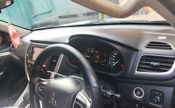 MITSUBISHI PAJERO SPORT DAKAR 2.4 (4x2) AT