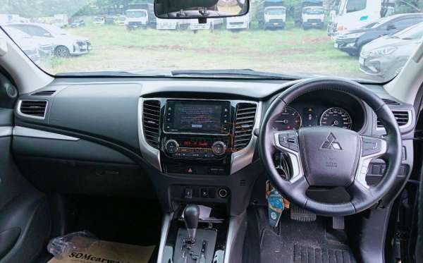 MITSUBISHI PAJERO SPORT 2.5L EXCEED (4X2)