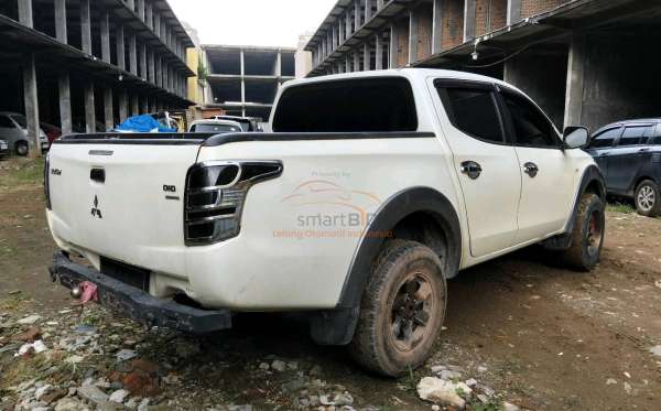 MITSUBISHI DC GLS 4X4