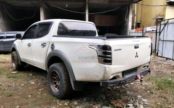 MITSUBISHI DC GLS 4X4