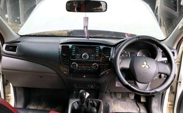 MITSUBISHI DC GLS 4X4