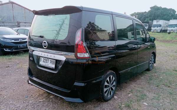 NISSAN SERENA HIGWAY STAR 2.0